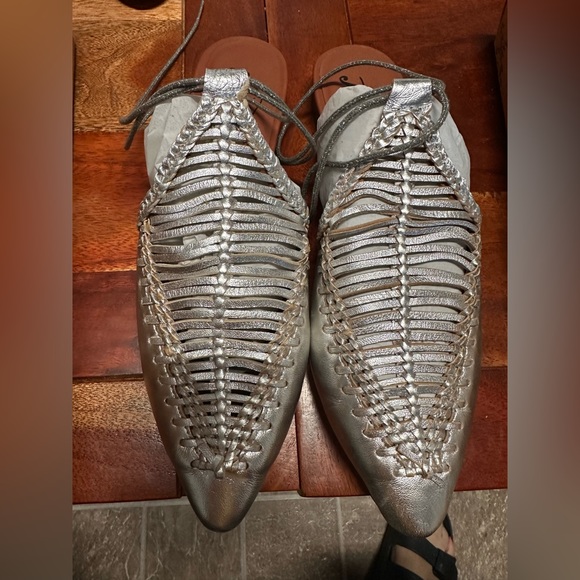 Free People Dana Pointed Flats - Picture 2 of 5